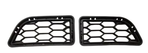 REJILLA DER PARACHOQUE DEL